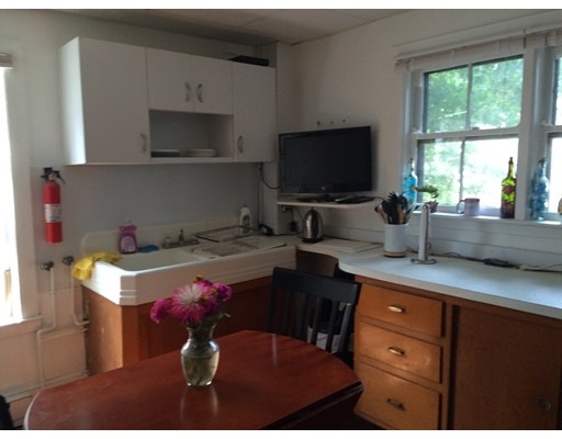 191 Mount Auburn St unit 2, Cambridge, MA 02138 - photo 1