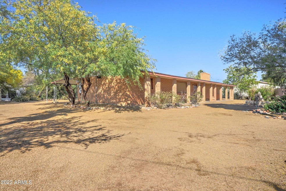 1871 N Warner Dr-1
