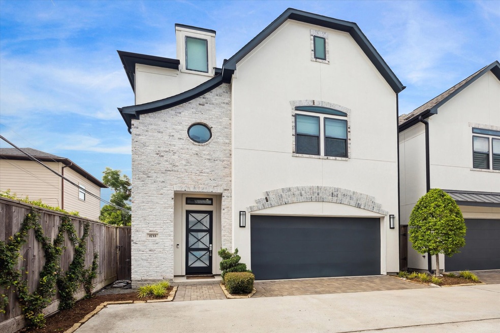 1733 Moritz Dr, Houston, TX 77055 - photo 1
