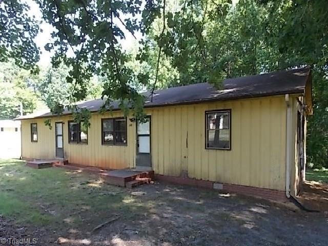 148 W Edgewood Cir, Asheboro, NC 27205 - photo 1