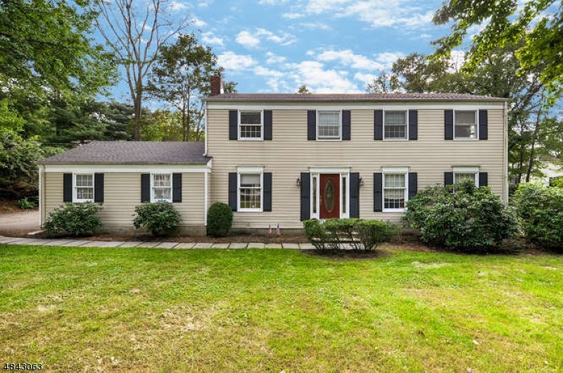 46 Parker Dr, Morris Plains, NJ 07950 - photo 1