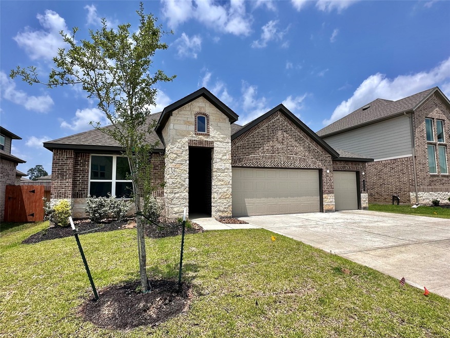 13721 Rising Sun Ln, Conroe, TX 77384 - photo 1