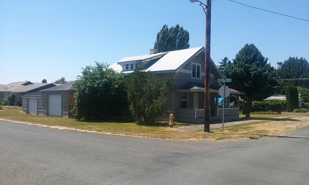 401 Maple St, Toledo, WA 98591 - photo 1