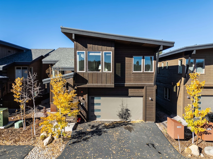 11658 Mcclintock Loop, Truckee, CA 96161 - photo 1