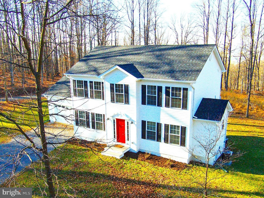 561 Adelaide Cir, Harpers Ferry, WV 25425 - photo 1