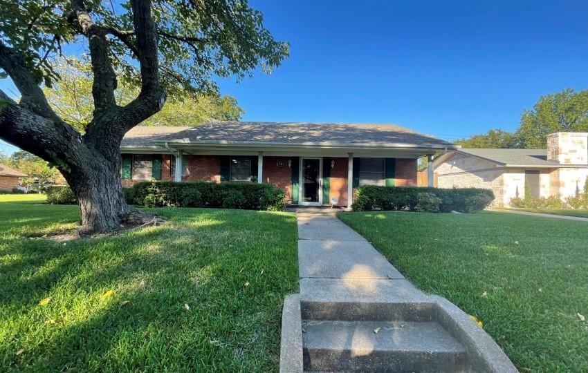 326 Briarwood Dr, Wylie, TX 75098 - photo 1