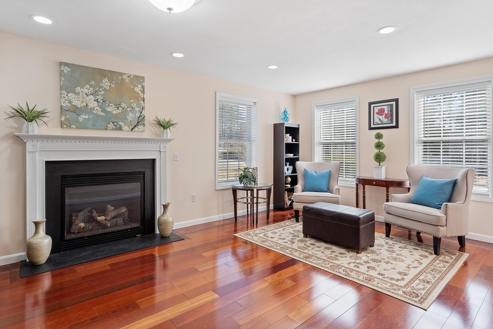 25 Gosselin Rd, Nashua, NH 03062 - photo 1