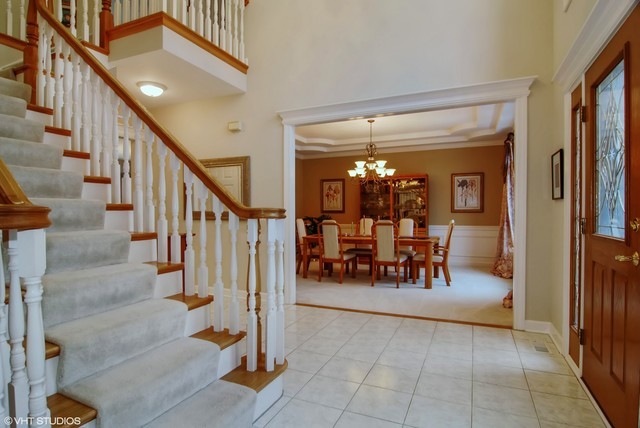 1631 Dublin Dr, Naperville, IL 60564 - photo 1