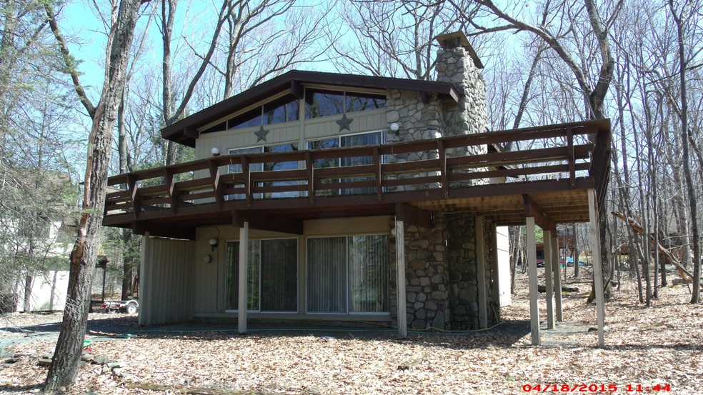 143 Broadmoor Dr, Lords Valley, PA 18428 - photo 1