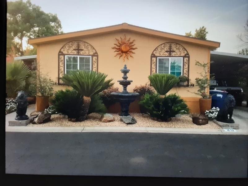 2575 S Willow Ave unit 25, Fresno, CA 93725 - photo 1