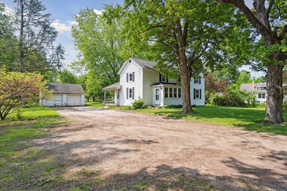 02-9173-E-Michigan-Ave-Jackson-MI-49201-