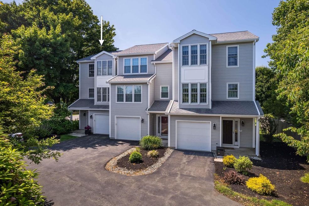 9 Long Beach Ave unit 11, York, ME 03909 - photo 1