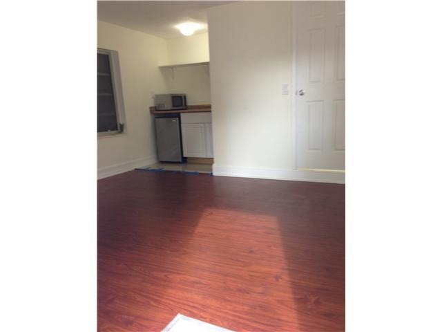 275 SW 8th St unit B, Dania, FL 33004 - photo 1