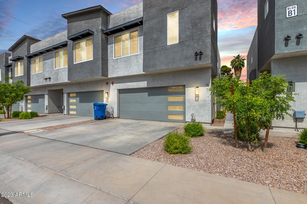 701 N Mcqueen Rd unit 1, Chandler, AZ 85225 - photo 1