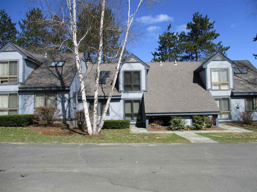 111 Lakeland Dr unit 1B, Hartford, VT 05001 - photo 1