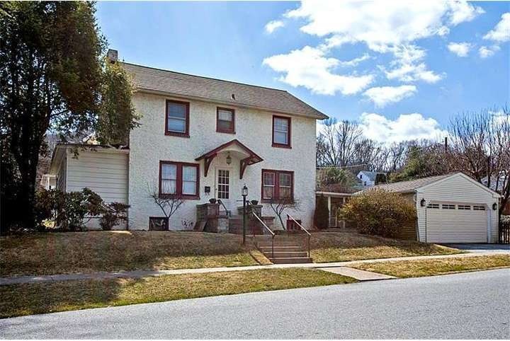 1124 Walnut St, Coatesville, PA 19320 - photo 1