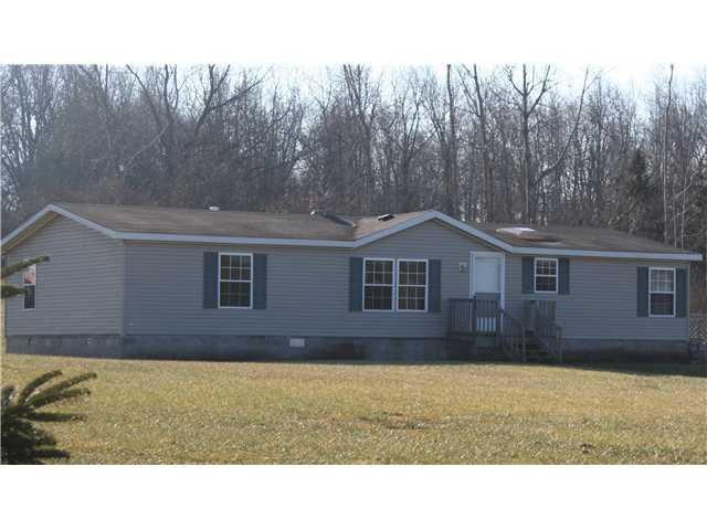 Exterior Front. Country ranch with 3 bedrooms and 