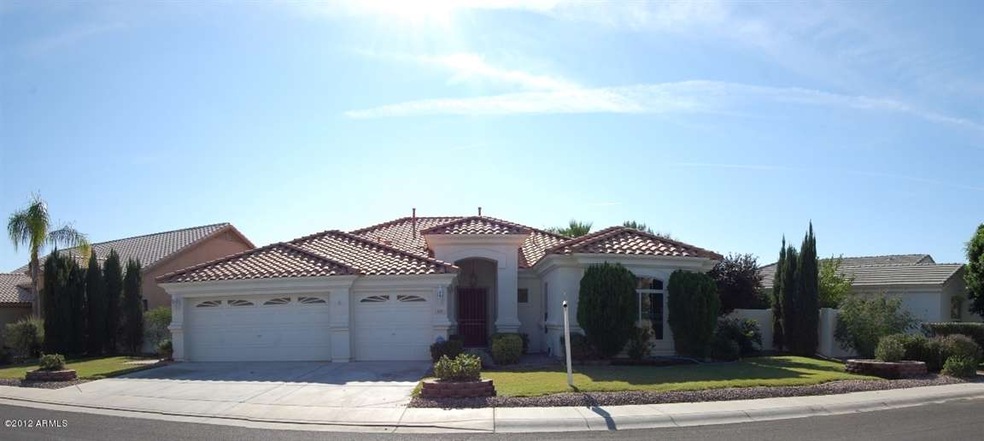 01 - Front of Home