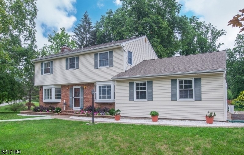 30 Friar Rd, Morris Plains, NJ 07950 - photo 1