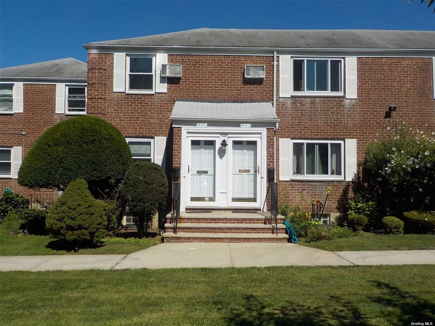 260-46 Langston Ave unit E-1, Glen Oaks, NY 11004 - photo 1