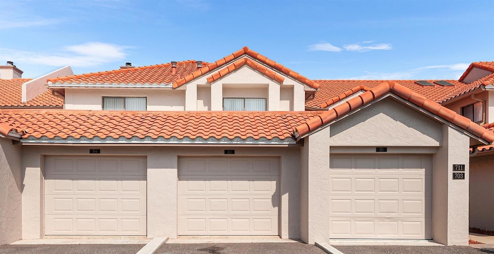 703 Magnolia Place, Winter Haven, FL 33884 - photo 1