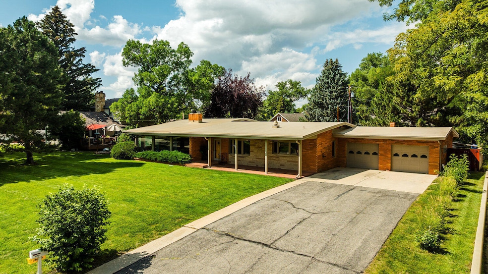 For Sale $825,000
