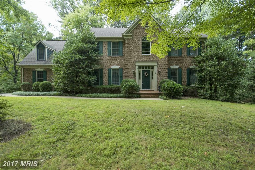 6811 Palmer Ct, Warrenton, VA 20187 - photo 1