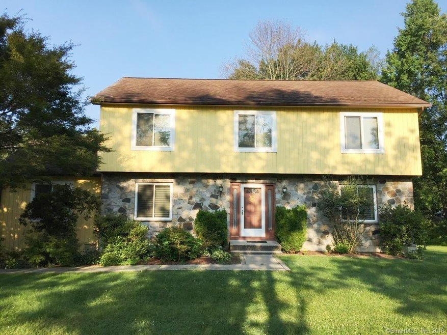 4 Red Barn Ln, Brookfield, CT 06804 - photo 1