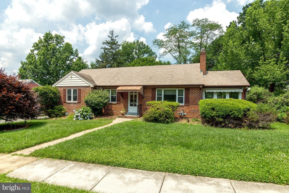 6593 29th St N, Arlington, VA 22213 - photo 1