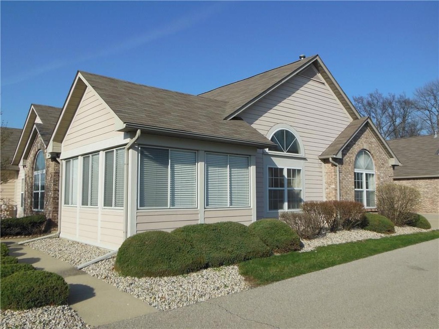 Maintenance free condo in Trotters Chase.  Roof new 2014. Furnace & A/C new 2010.