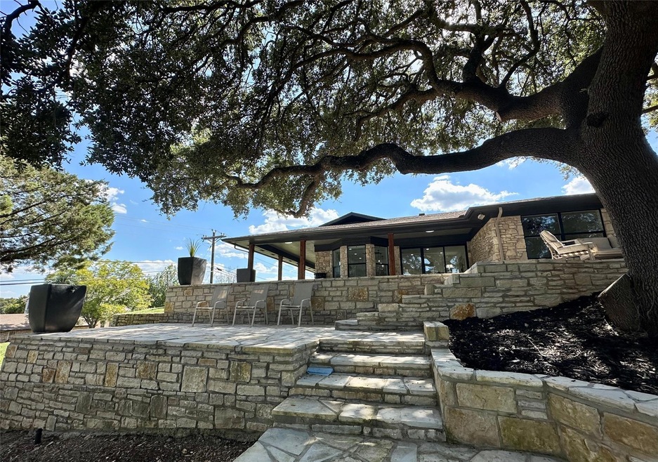 4222 Fairway Dr, Granbury, TX 76049 - photo 1