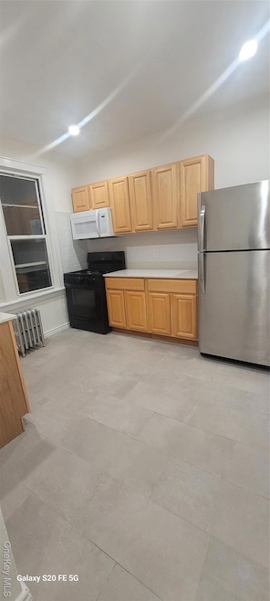 For Rent $2,400/month