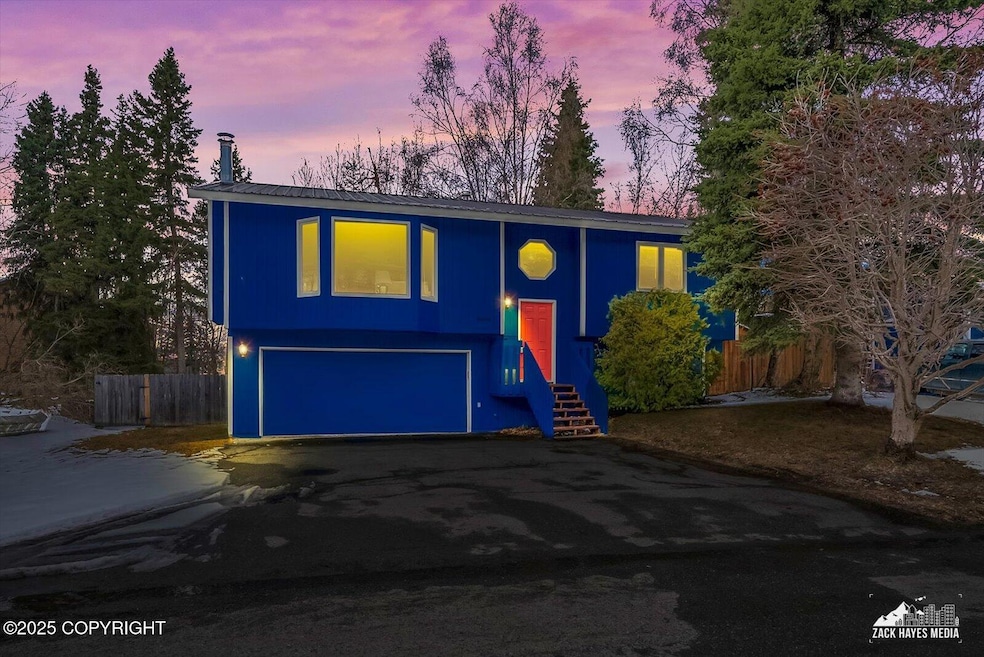 01-6644mcgillway_ZHM_001