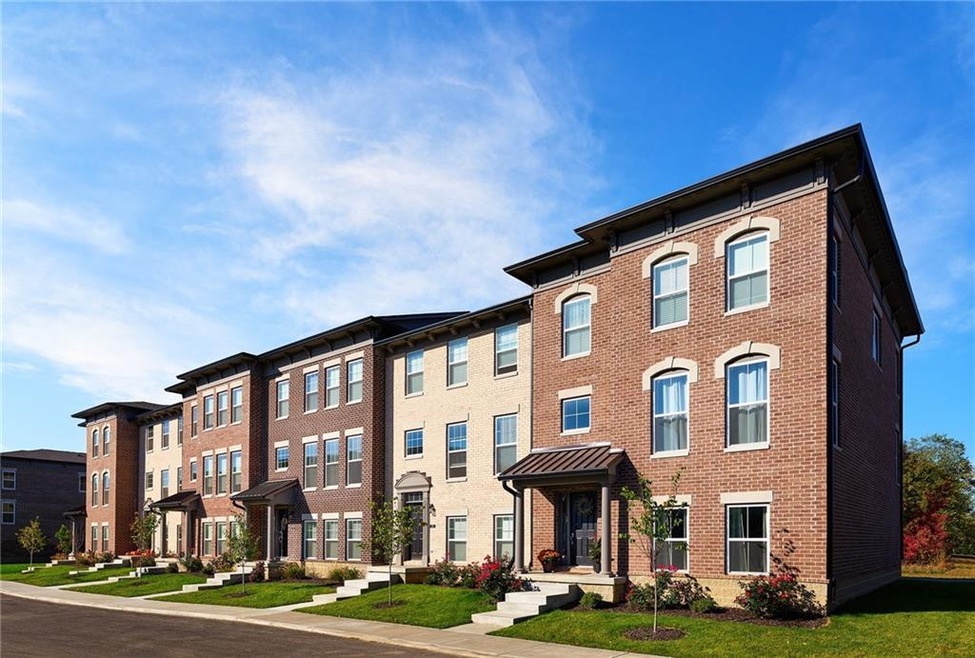 Photos shown may be an artist rendering, model home, or of the same model but located in a different Lennar subdivision due to current construction stage.