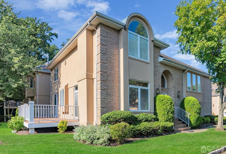 99 Carlsbad Ct unit N099, Holmdel, NJ 07733 - photo 1