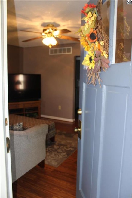 400 N Charles St, McPherson, KS 67460 - photo 1