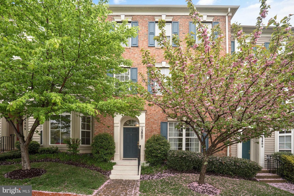 12807 Clarks Crossing Dr, Clarksburg, MD 20871 - photo 1