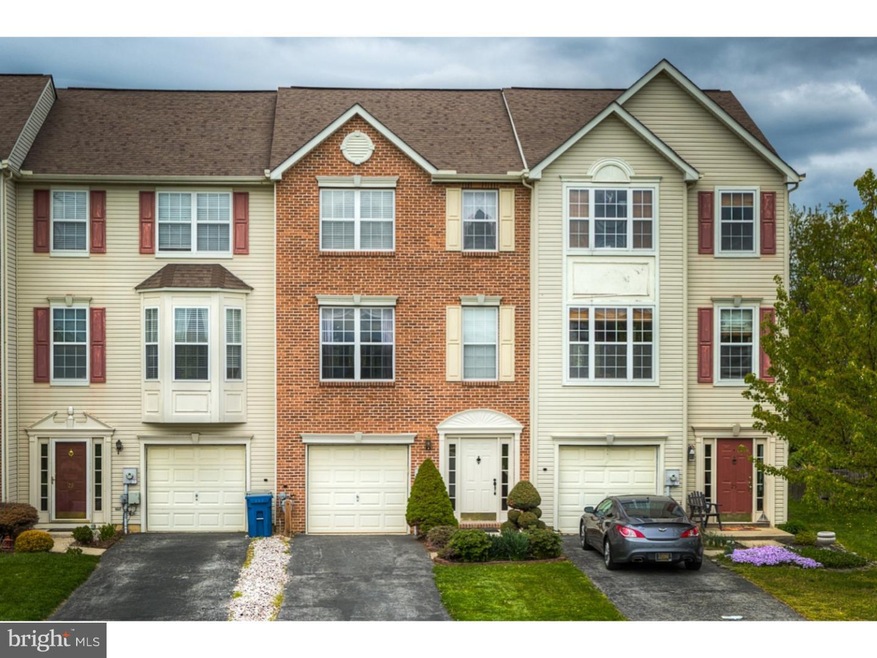 27 Shawn Ln, Bear, DE 19701 - photo 1