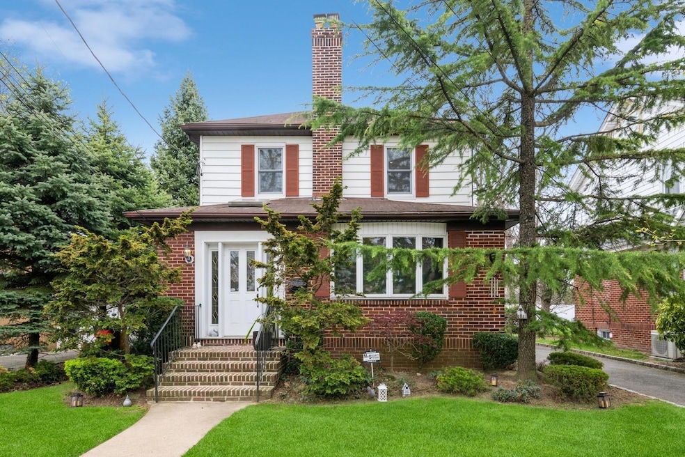 Sold $836,000 • Co-Listing Agent