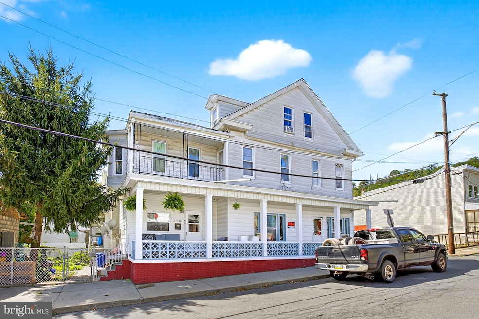 Sold $230,000 • Co-Listing Agent