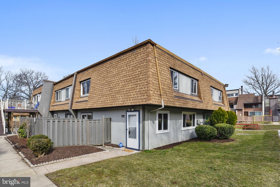 3809 Segundo Place unit A, Alexandria, VA 22309 - photo 1