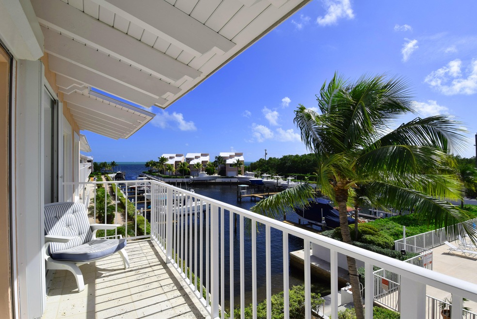 1 Deck and View