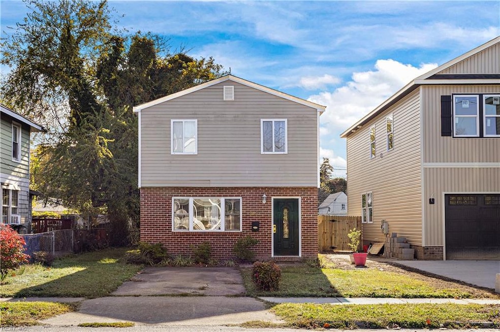 1128 25th St, Newport News, VA 23607 - photo 1