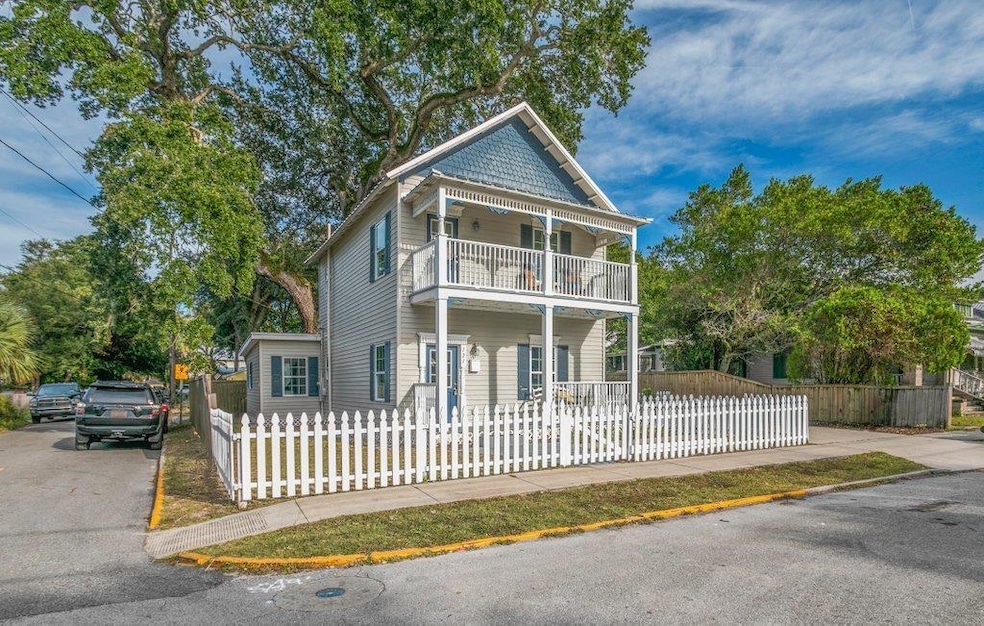 121 M l King Ave, Saint Augustine, FL 32084 - photo 1