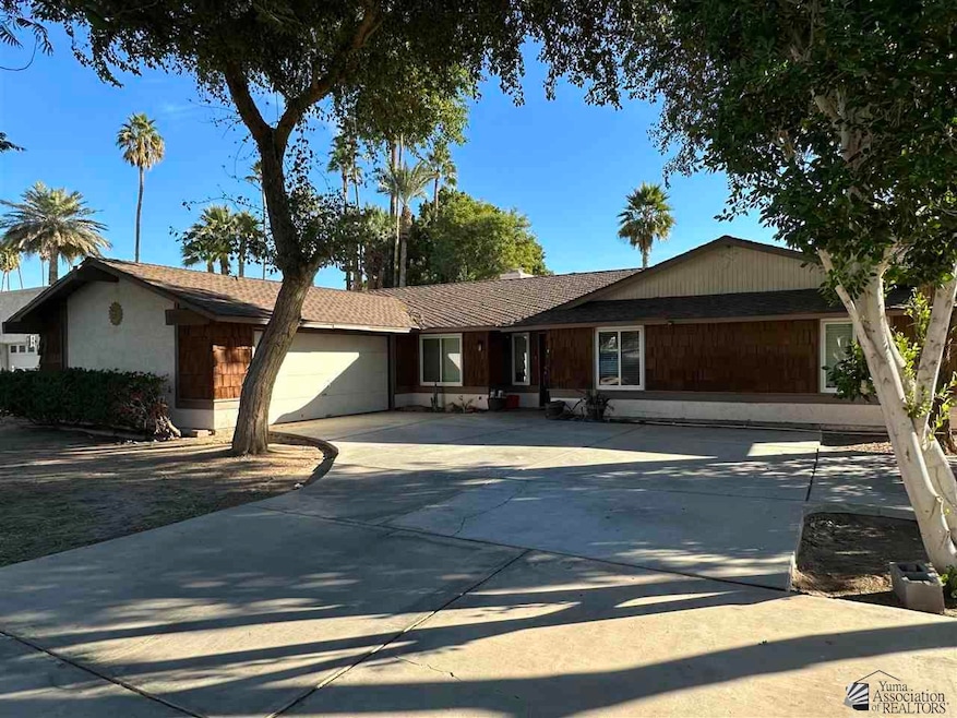 1181 S Hereford Ave, Yuma, AZ 85364 - photo 1