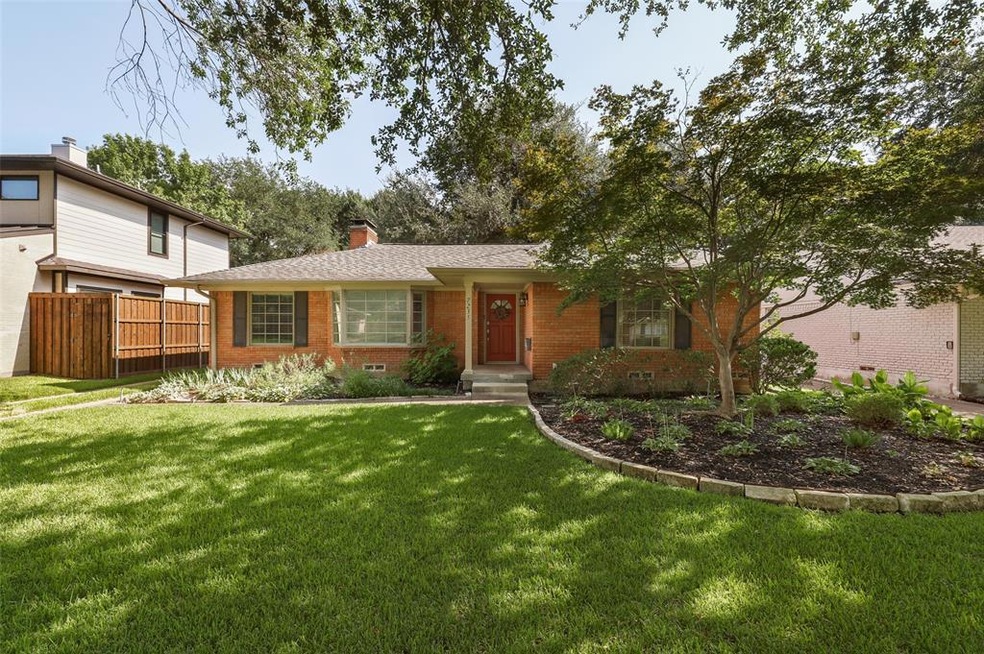Curb View No. 1