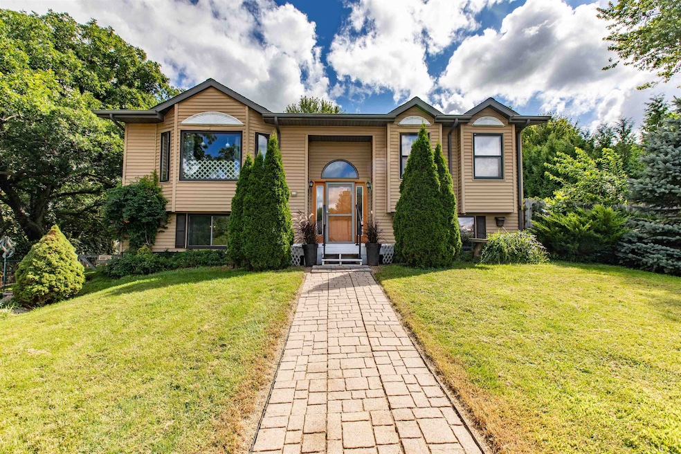 Under Contract $295,000