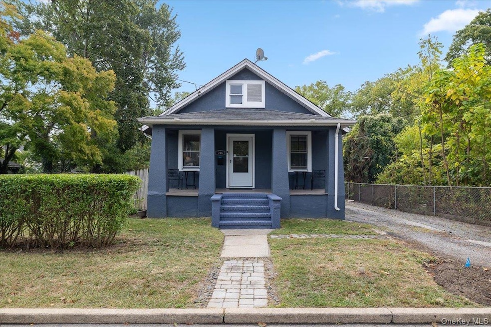 246 Locust Ave, Babylon, NY 11702 - photo 1