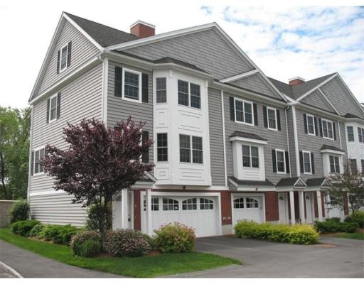 1975 Middlesex St unit 5, Lowell, MA 01851 - photo 1