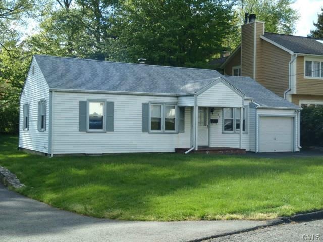 24 Derwen St, Stamford, CT 06906 - photo 1